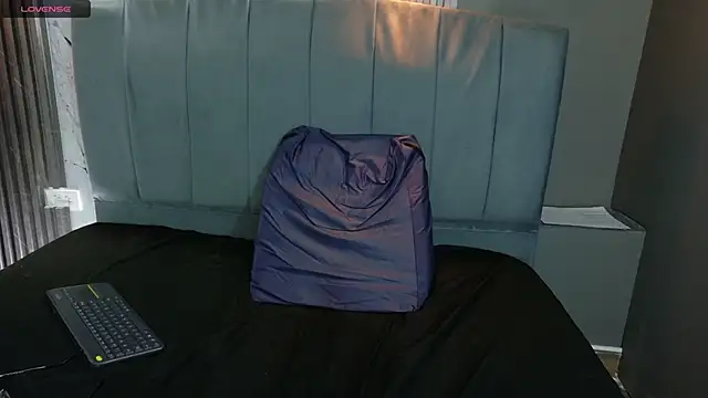 angeles azul online show from September 14, 4:51 pm