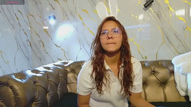 angeles azul online show from February 11, 4:18 pm