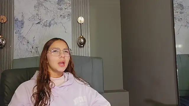 angeles azul online show from February 17, 1:19 pm