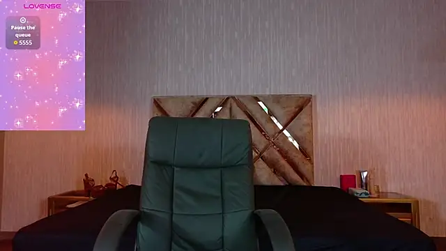 angeles azul online show from September 19, 1:15 pm