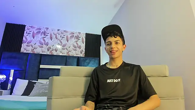 Snapshot of NickandAbby_ chatting on February 3, 7:52 pm NickandAbby online show from February 3, 7:52 pm