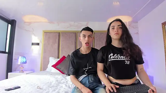 NickandAbby  online show from April 8, 7:26 pm