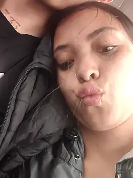 Snapshot of NickandAbby_ chatting on January 10, 7:53 pm NickandAbby online show from January 10, 7:53 pm