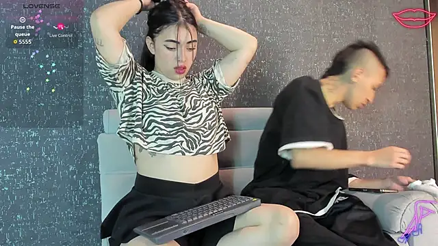 NickandAbby  online show from September 24, 12:00 pm