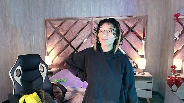 Babyyrasta666 online show from February 13, 3:17 am