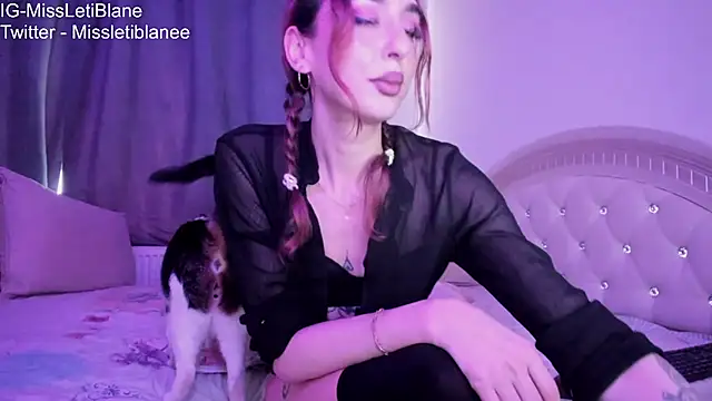 Snapshot of MissLetiBlane chatting on February 4, 6:46 am MissLetiBlane online show from February 4, 6:46 am