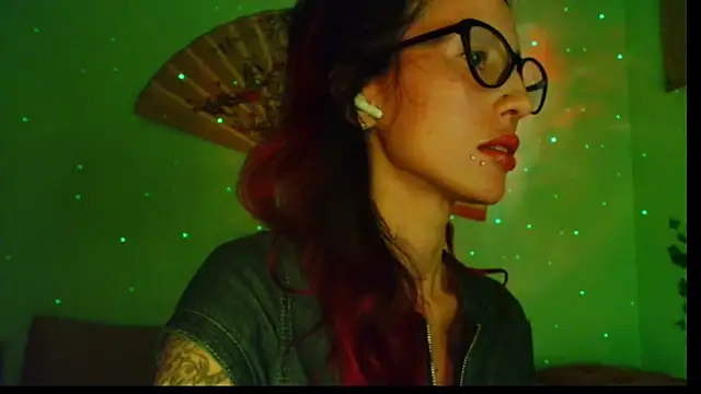 KiotoShine online show from November 15, 7:40 pm