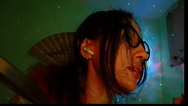 KiotoShine online show from December 5, 6:28 pm