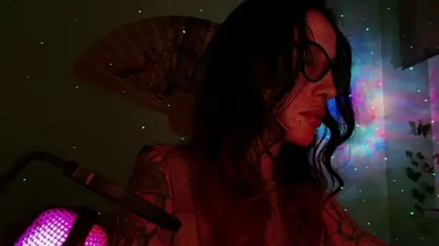 KiotoShine online show from February 5, 6:59 pm