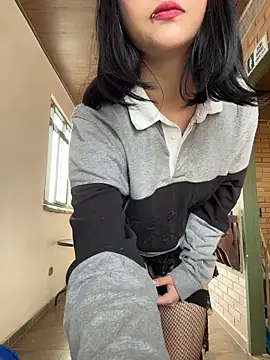 TatiLee online show from May 21, 1:41 pm