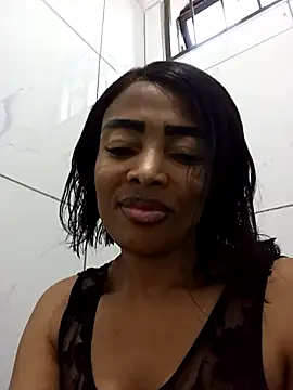 SEXYMOANSXX online show from April 4, 4:41 am