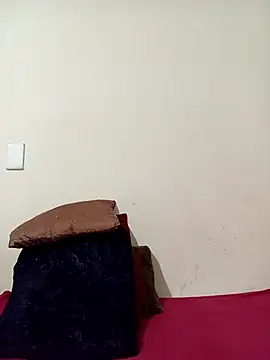 SEXYMOANSXX online show from February 12, 6:13 am