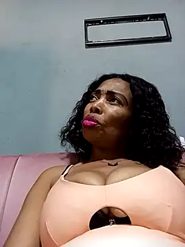 SEXYMOANSXX online show from April 1, 11:22 am