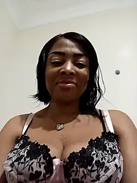 SEXYMOANSXX online show from April 28, 5:45 am