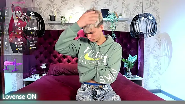 nicktorn online show from November 6, 12:31 pm