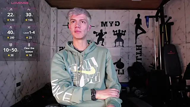 Snapshot of nicktorn chatting on December 5, 12:26 pm nicktorn online show from December 5, 12:26 pm