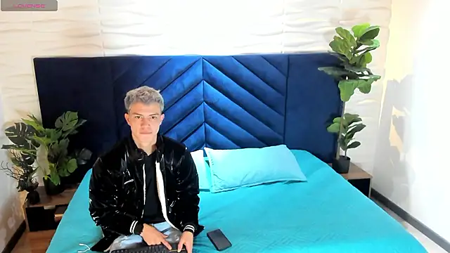 nicktorn online show from March 5, 12:13 pm