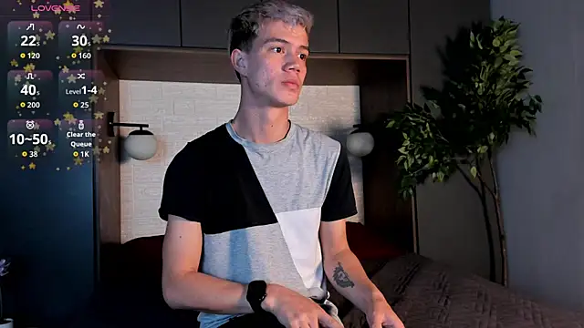 Snapshot of nicktorn chatting on January 14, 12:20 pm nicktorn online show from January 14, 12:20 pm