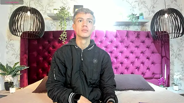 Snapshot of nicktorn chatting on February 16, 12:04 pm nicktorn online show from February 16, 12:04 pm