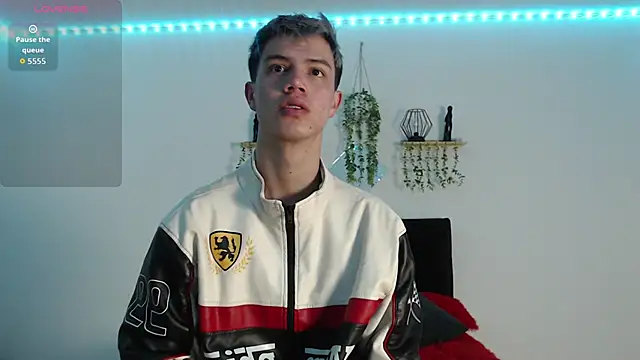 nicktorn online show from April 13, 1:26 pm