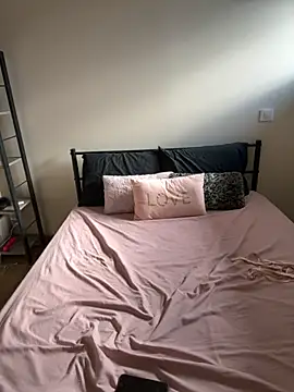 spycyfanny online show from November 27, 10:05 am