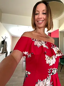 Snapshot of spycyfanny chatting on September 29, 7:37 am spycyfanny online show from September 29, 7:37 am