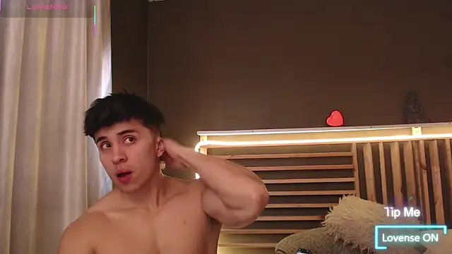 PaulEvens online show from December 1, 1:34 pm