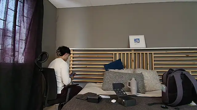 PaulEvens online show from March 9, 1:03 pm