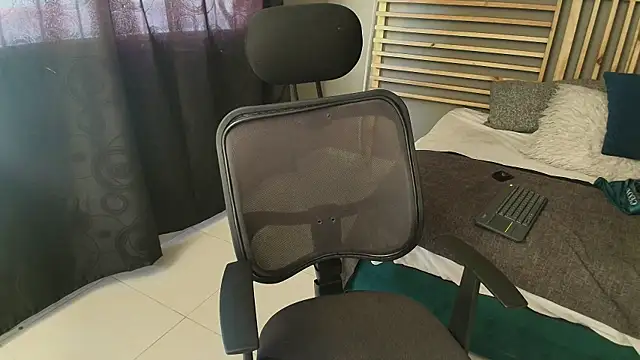 PaulEvens online show from March 25, 1:32 pm