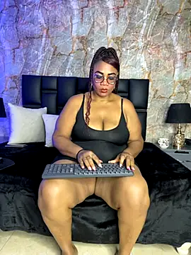 Snapshot of aranzzalatin chatting on November 8, 11:58 am aranzzalatin online show from November 8, 11:58 am