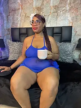 Snapshot of aranzzalatin chatting on November 10, 11:48 am aranzzalatin online show from November 10, 11:48 am