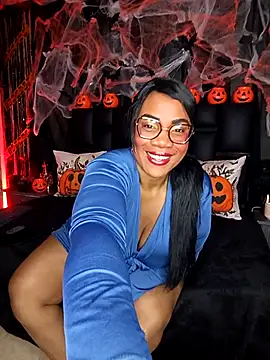 Snapshot of aranzzalatin chatting on October 10, 11:55 am aranzzalatin online show from October 10, 11:55 am