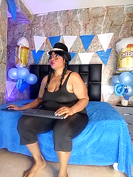 Snapshot of aranzzalatin chatting on September 29, 12:00 pm aranzzalatin online show from September 29, 12:00 pm