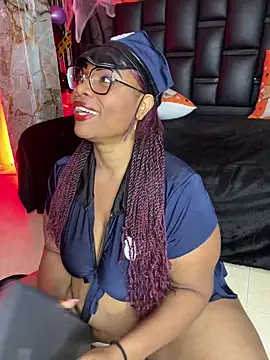 Snapshot of aranzzalatin chatting on October 26, 5:24 pm aranzzalatin online show from October 26, 5:24 pm