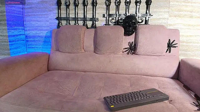 venus firekiss online show from October 23, 9:08 am