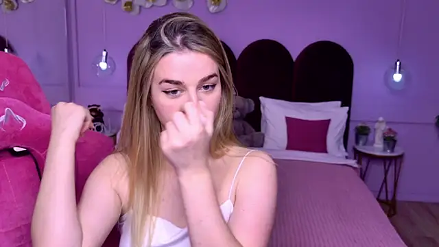 SweetyLicky online show from November 27, 4:07 pm