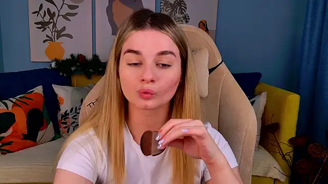 SweetyLicky online show from December 19, 3:36 pm