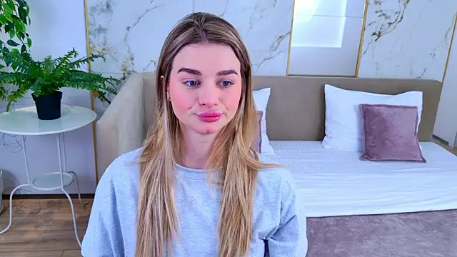 SweetyLicky online show from February 20, 4:09 pm