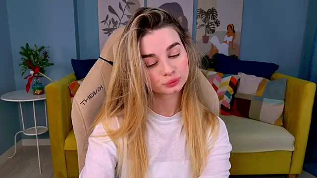 SweetyLicky online show from January 10, 4:13 pm