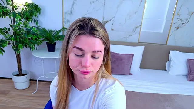 SweetyLicky online show from March 29, 4:08 pm