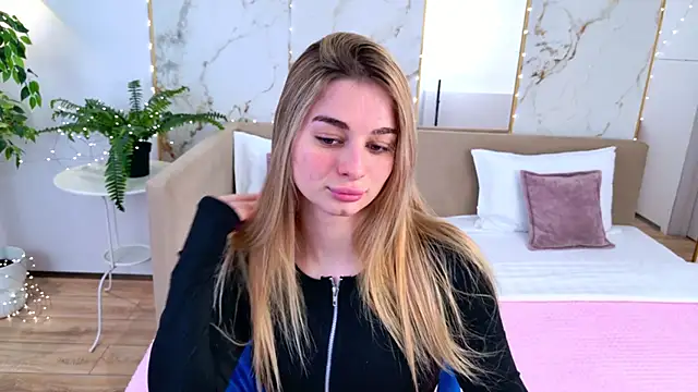 SweetyLicky online show from May 17, 4:07 pm