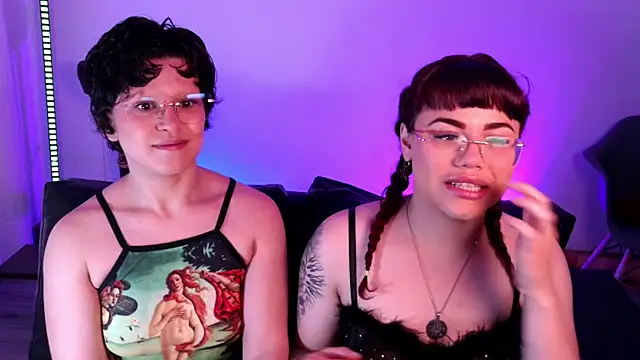 Snapshot of marsearth22_ chatting on October 18, 4:31 pm marsearth22 online show from October 18, 4:31 pm