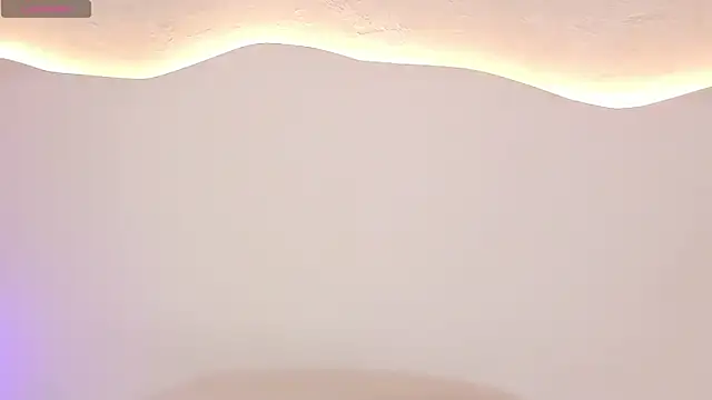 LeylaWoods online show from December 22, 12:05 pm