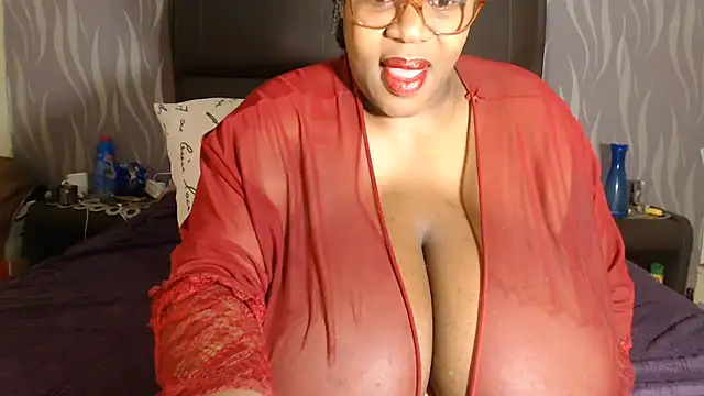 BoobsQueen46K online show from June 20, 2:33 pm