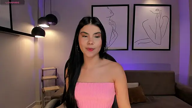 MiaLaurence online show from October 8, 7:14 pm