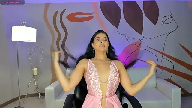 MiaLaurence online show from April 10, 8:38 pm