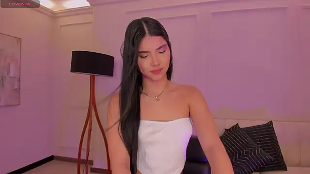 MiaLaurence online show from November 23, 11:42 am