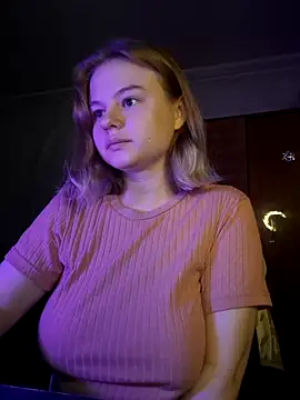 Snapshot of SlipperSherry chatting on October 11, 3:35 pm SlipperSherry online show from October 11, 3:35 pm