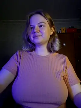 Snapshot of SlipperSherry chatting on October 8, 3:13 pm SlipperSherry online show from October 8, 3:13 pm