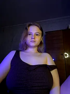 SlipperSherry online show from December 3, 5:23 pm